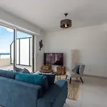 Elegance דירה *